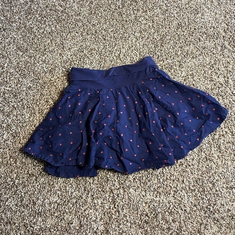 🐶🐶Gymboree size 8 navy blue skirt with red hearts.🐶🐶